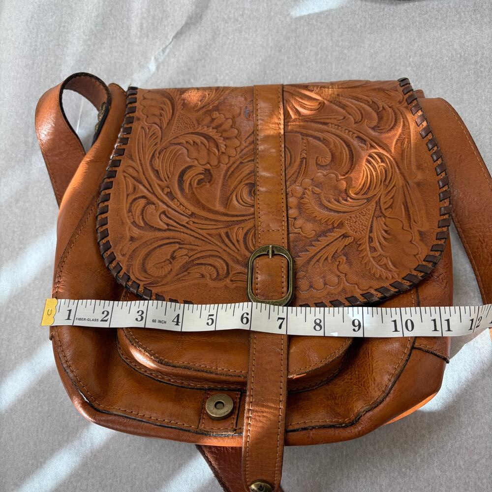PATRICIA NASH Saddlebag Leather Tooled Studded Shoulder Bag Boho Western - Picture 15 of 16